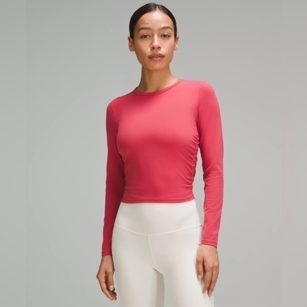 NWT LULULEMON women’s long-sleeve red / pink top athletic shirt​ size 6 small